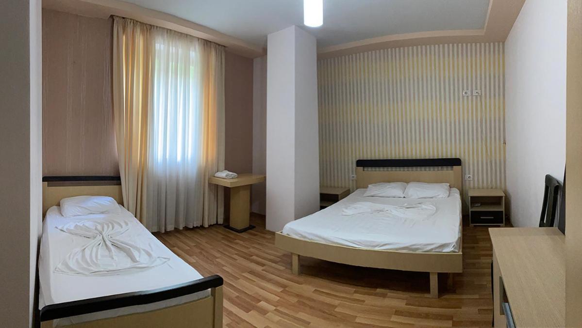 Kukesi Resort Azem Lini Zewnętrze zdjęcie