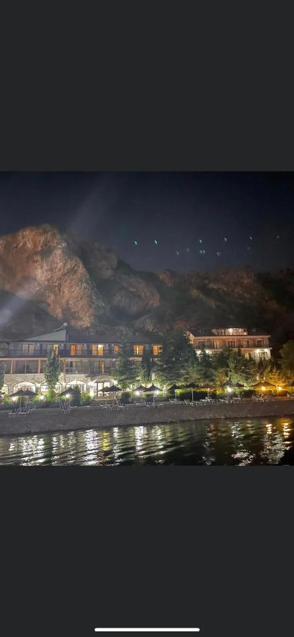 Kukesi Resort Azem Lini Zewnętrze zdjęcie